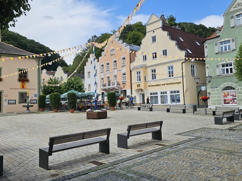 Größer anzeigen...